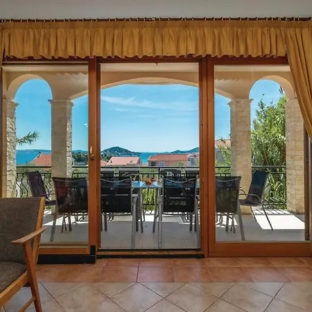 House Klarin With Sea View פרקו