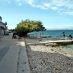 Сasa de vacaciones House Klarin With Sea View *