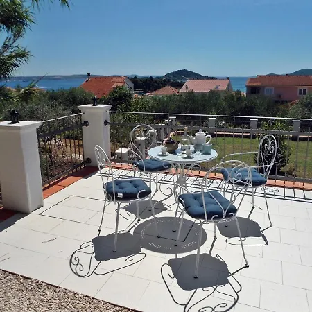 House Klarin With Sea View Ferienhaus *