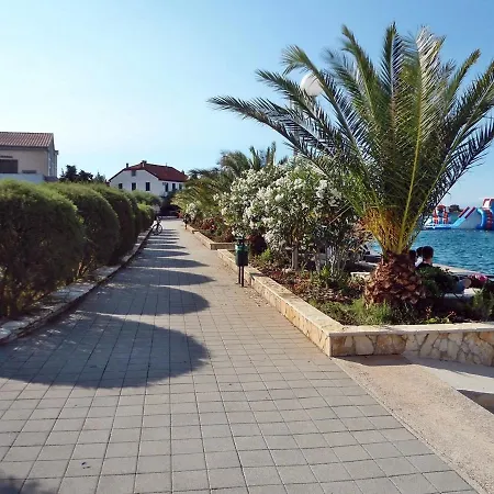 House Klarin With Sea View Vakantiehuis Preko