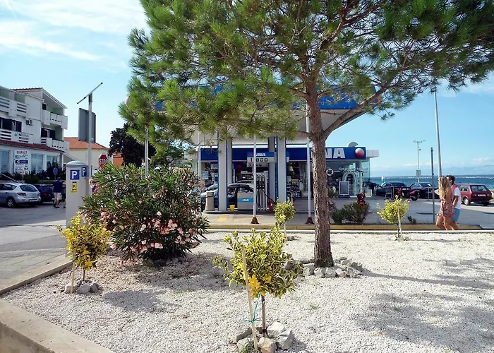 House Klarin With Sea View Дом отдыха
