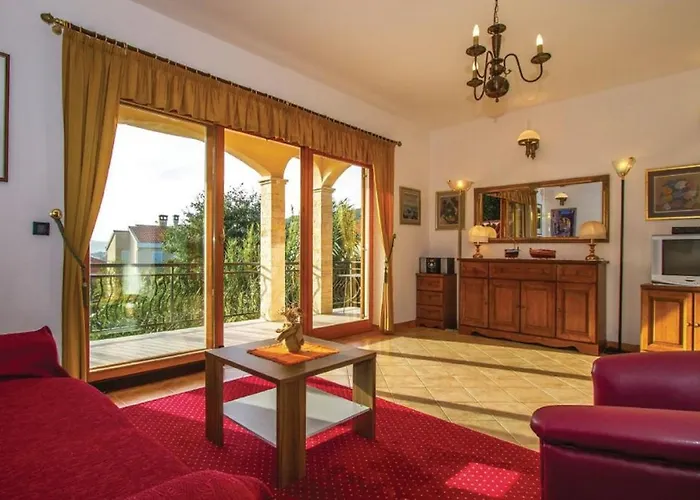 House Klarin With Sea View Nyaraló